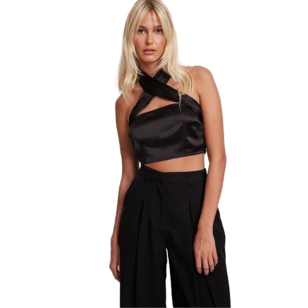 🆕 NA-KD Cross Front Satin Top SIZE medium EU 38